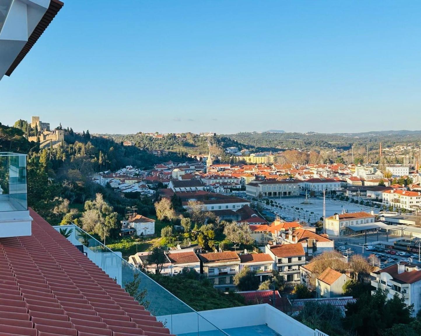 Vila Pombal Tomar Apartments - Pool & City Views Εξωτερικό φωτογραφία