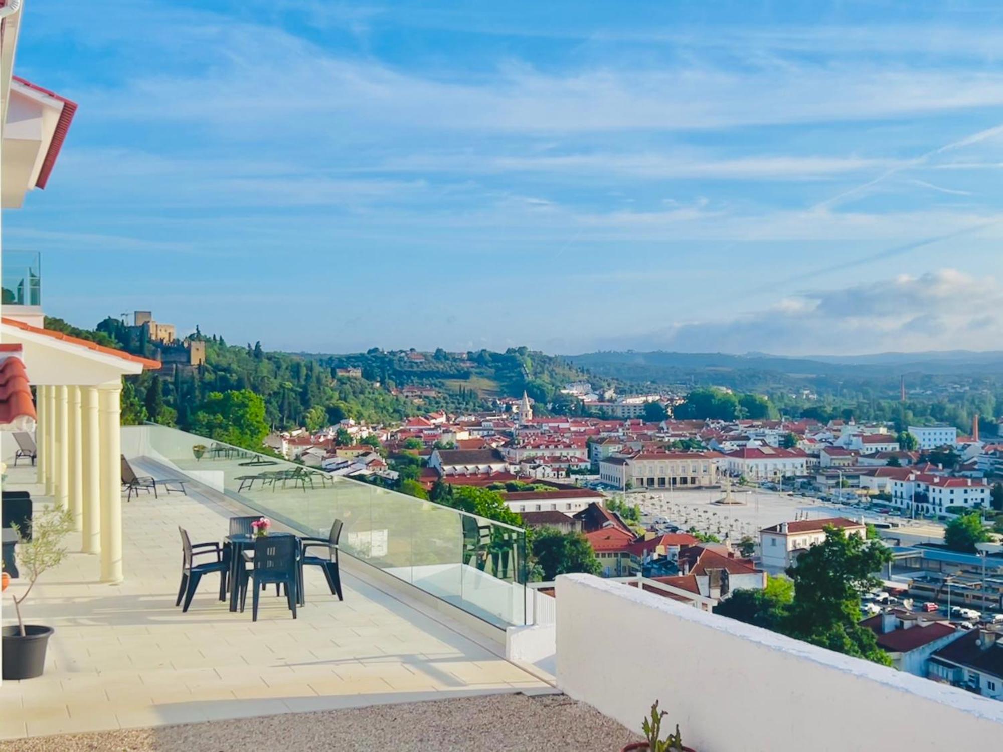 Vila Pombal Tomar Apartments - Pool & City Views Εξωτερικό φωτογραφία
